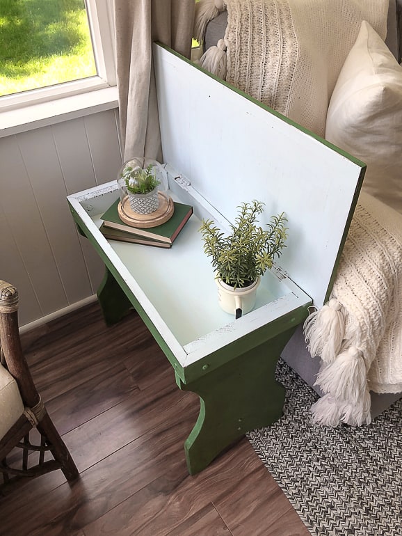Green Bench Makeover Tutorial - My Creative Days