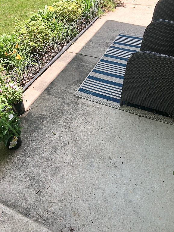 If your concrete patio is looking dirty and old, this video will show you the easiest way to clean a concrete patio without breaking a sweat or using harsh chemicals.