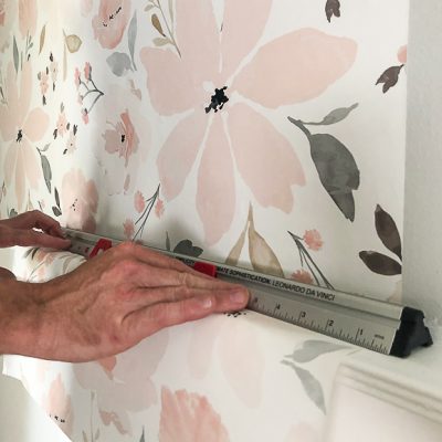 How To Wallpaper – A Beginner’s Guide