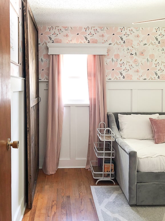 Teen girl's bedroom makeover that is packed full of useful tips, sources to shop and an end result that your teen will love for years to come.