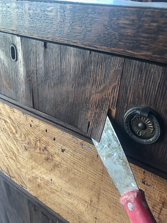 This rustic dresser makeover tutorial will show you how to take an ugly duckling dresser and turn it into a swan in a few short steps.