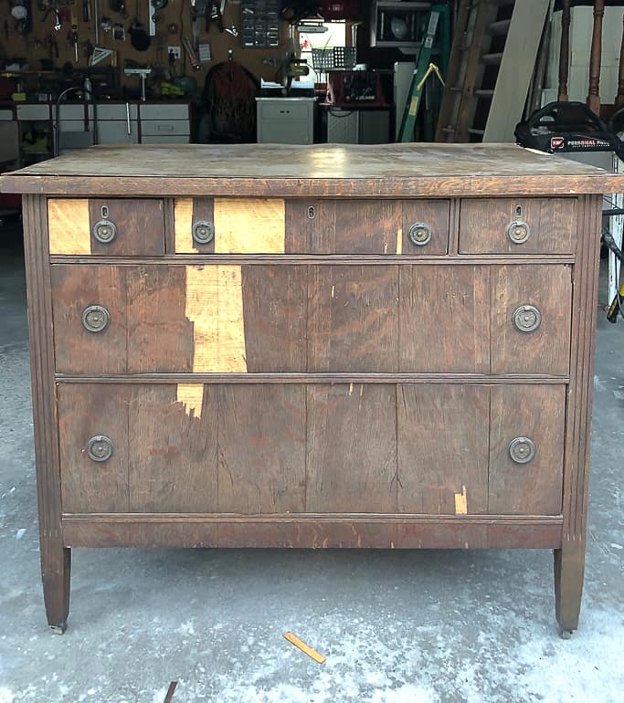 This rustic dresser makeover tutorial will show you how to take an ugly duckling dresser and turn it into a swan in a few short steps. 