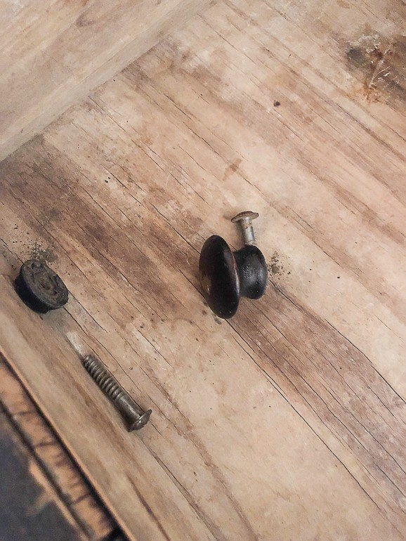 remove knobs before you paint or stain