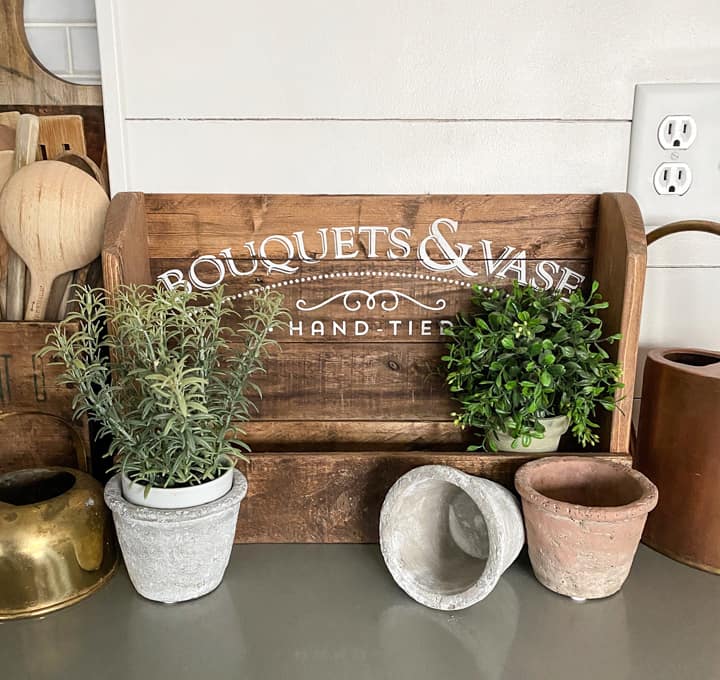 DIY Flower Boxes With Chalk Couture is an easy project that transformed thrift store Christmas items into beautiful decor for spring and summer. 