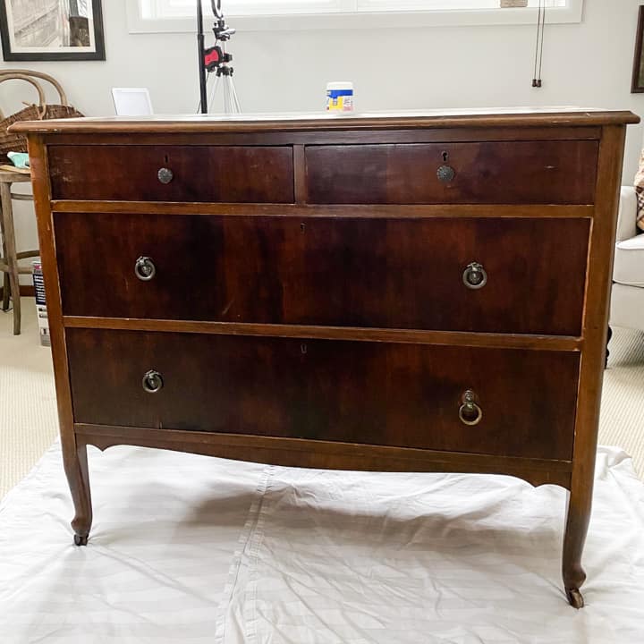 Vintage Dresser Makeover In Green