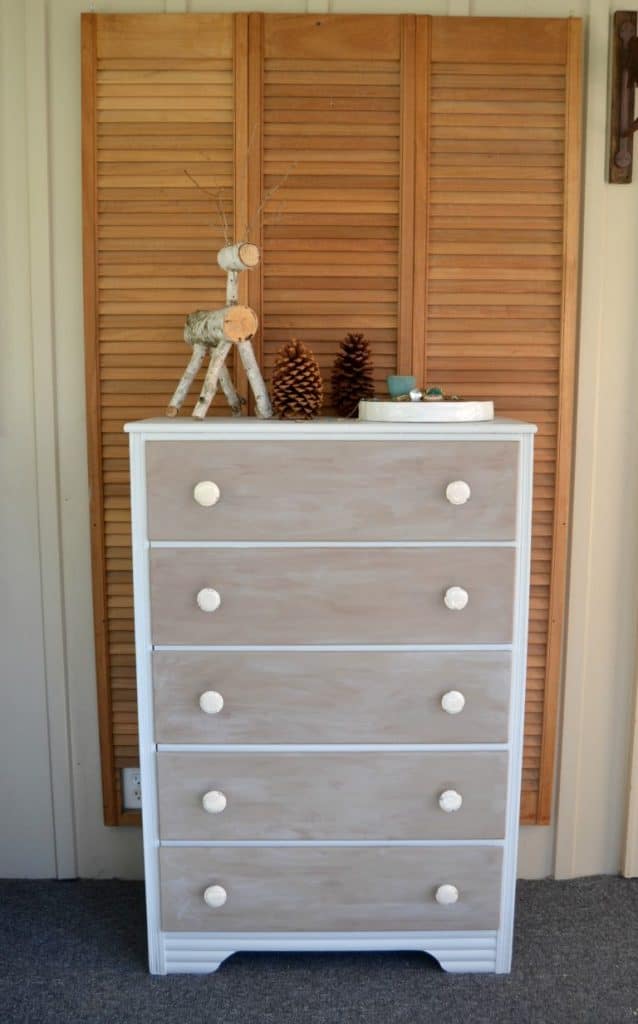 faux feathered wood dresser makeover