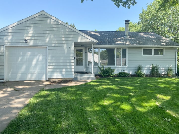 We just completed our 5th flip house! Come and check out the Final Photos Of Flip House #5.