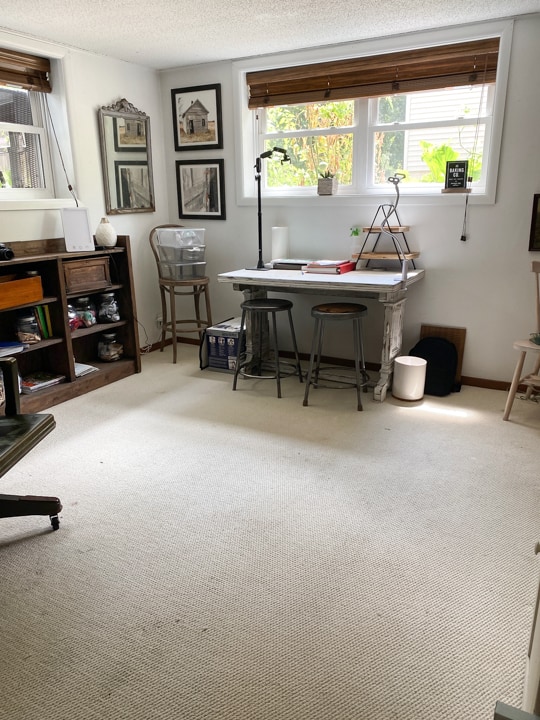 Laying laminate flooring is something any DIYer can do. We recently added Laminate Flooring In My Home Office and discovered the easiest flooring to lay in the process!