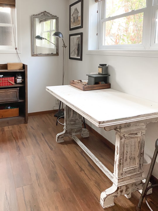 We just installed the easiest Laminate Flooring In My Home Office that we have ever installed before AND it looks amazing too!