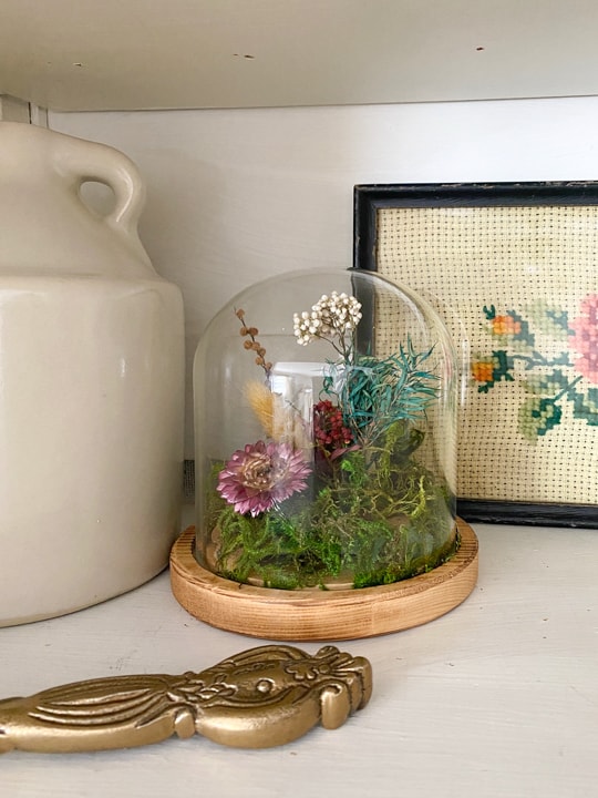 This DIY Anthropologie dupe is a customizable way to create the exact look of the floral cloche in minutes and for a lot less money. 