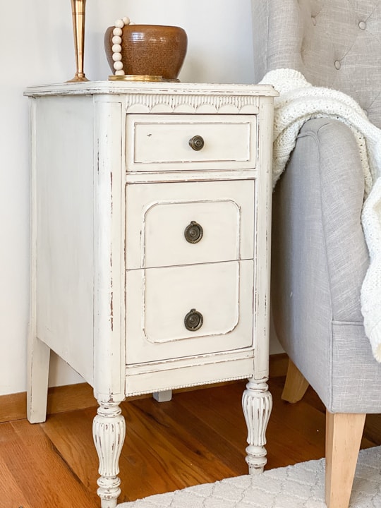 This DIY Painted And Glazed Side Table took a sad thrift store table and turned it into something that is pretty again in a few, short steps.