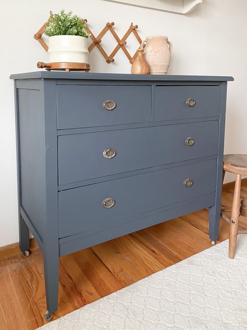 If you paint furniture and want to make the process easier, click over to see how to prime, paint, and topcoat with one product,