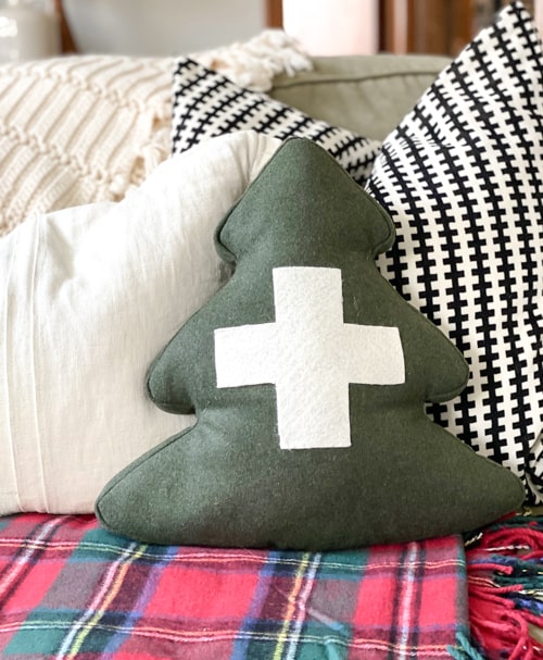 DIY Vintage Wool Christmas Pillow - get the look of an old wool blanket turned tree pillow with no sewing or having to source the blanket.