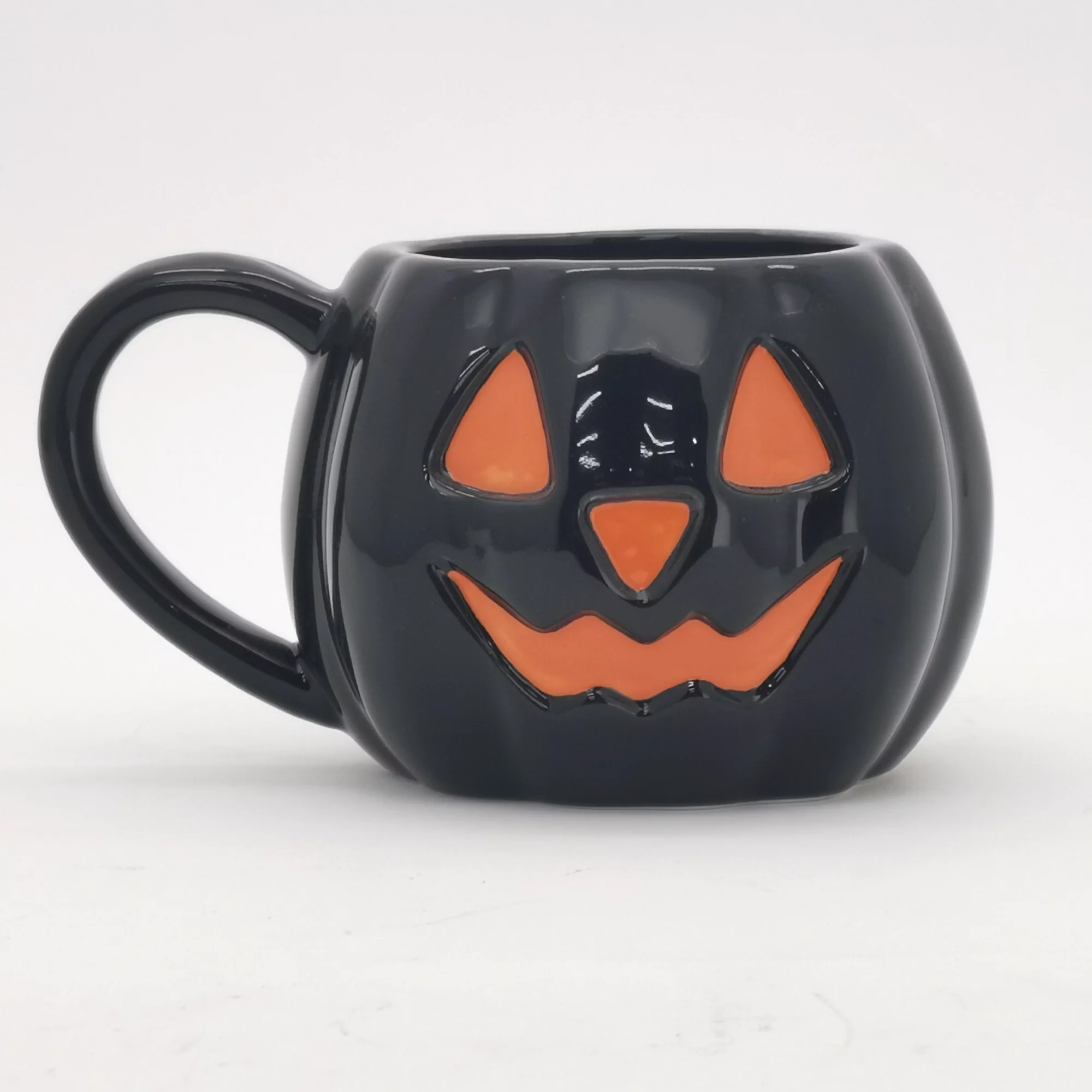 black mug