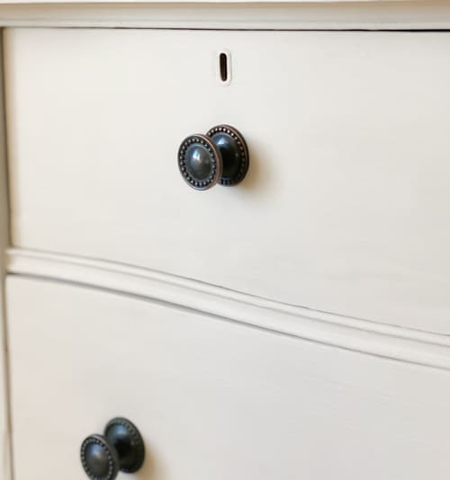 This Dresser Makeover With Terra Clay Paint is a great example of how you can use paint that is made from the earth to transform any piece!