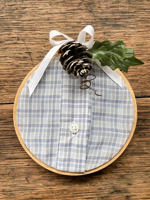 Buffalo Plaid Embroidery Hoop Ornaments - Keeping it Simple