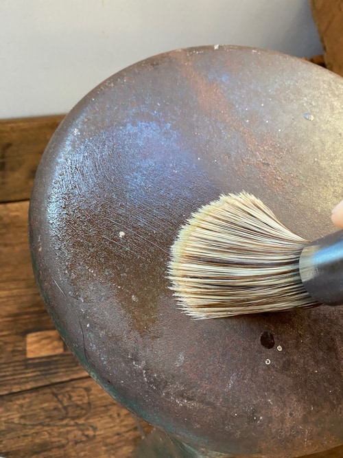 If you love old wood and metal, this post will show you how to revive old wood and metal with one product to make it look great in your home.