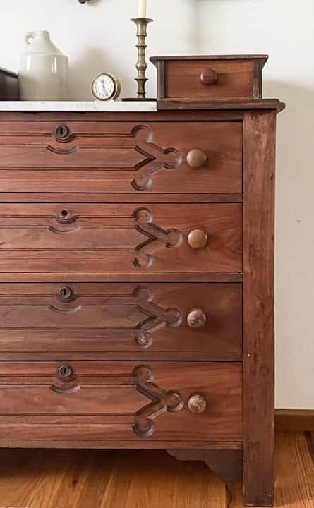 dresser