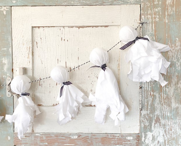 This DIY Dollar Store Ghost Garland is an easy and inexpensive project that will bring some spooky Halloween flair to your party or decor.