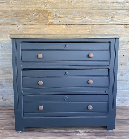 If you find a dresser that is missing a top, don't pass it up! This post will show you how easy it is to make a DIY Top For Dresser!
