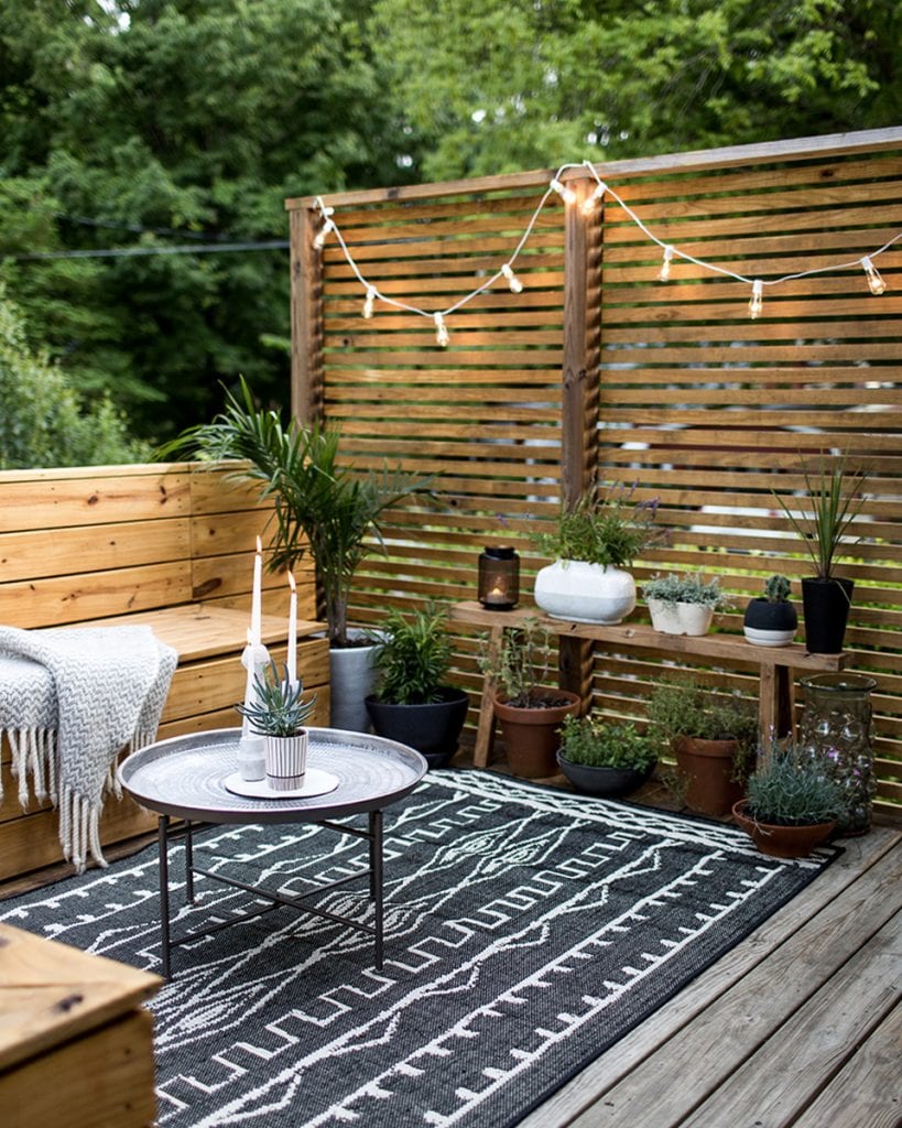 Revamp your backyard without emptying your wallet! Explore 10 budget-friendly ideas to transform your outdoor space into a stunning oasis. From DIY projects to affordable decor tips, discover inspiration to elevate your yard without breaking the bank.