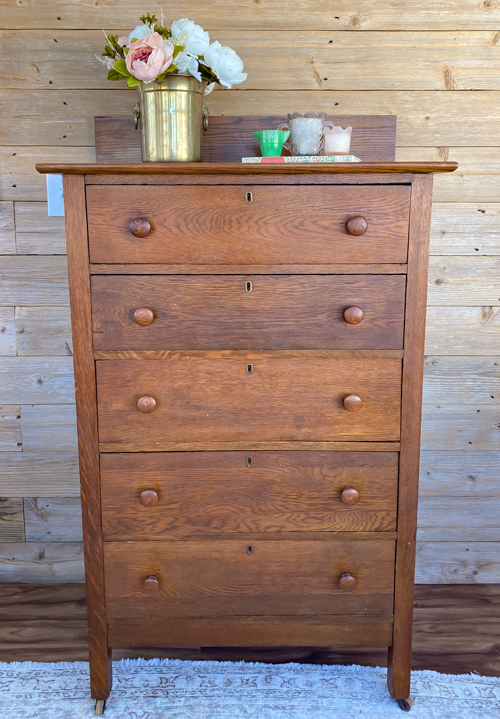 Revive your piece with this no paint dresser makeover! Follow our step-by-step tutorial using salve & Restore-a-Finish for a professional-quality makeover.