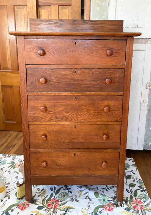 Revive your piece with this no paint dresser makeover! Follow our step-by-step tutorial using salve & Restore-a-Finish for a professional-quality makeover.