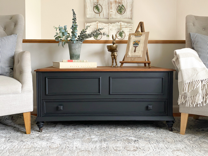 Antique Coffee Table Makeover