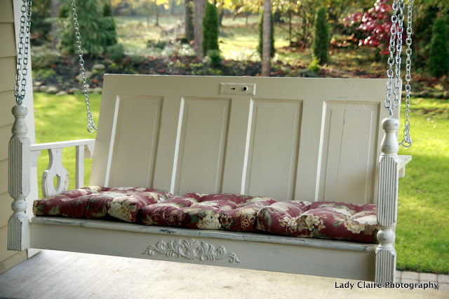 Old doors have so much character and many uses! Learn How To Turn Old Doors Into Furniture with these ideas, inspiration projects, and step-by-step tutorials.