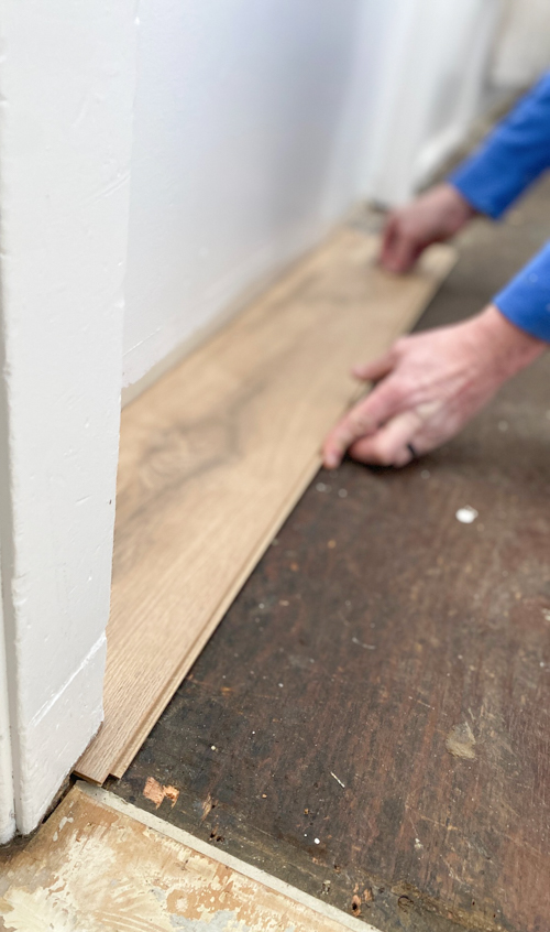 Upgrade your home with affordable durable laminate flooring from Select Surfaces. Stylish, high-quality, easy to install, and available at Sam’s Club.