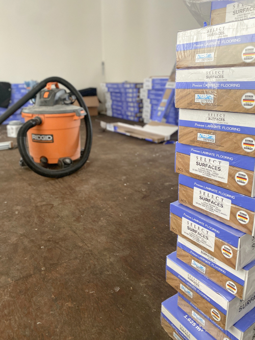 Upgrade your home with affordable durable laminate flooring from Select Surfaces. Stylish, high-quality, easy to install, and available at Sam’s Club.