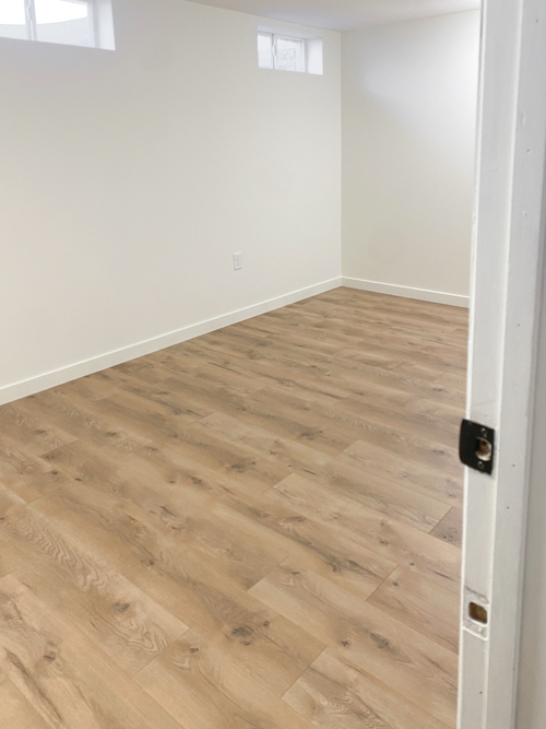 Upgrade your home with affordable durable laminate flooring from Select Surfaces. Stylish, high-quality, easy to install, and available at Sam’s Club.