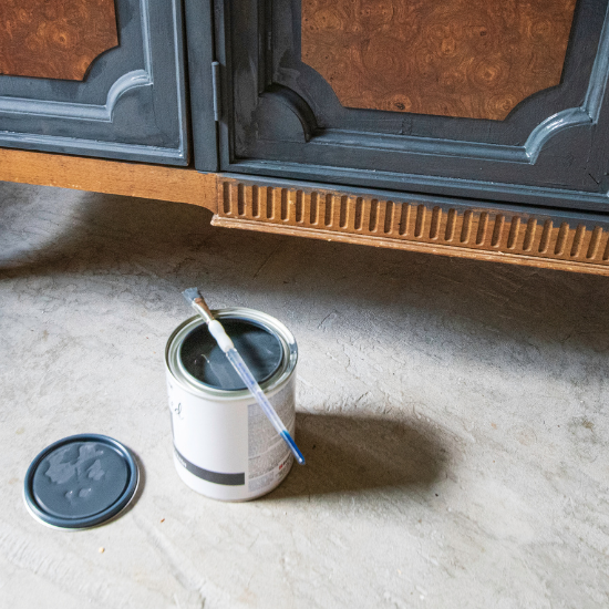 Learn 10 simple systems for a successful furniture flipping business that save time, increase profits, and help you stay organized and consistent.