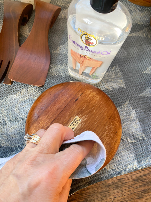 Learn how to restore thrifted wooden bowls easily without sanding using just two products. A simple DIY method to bring vintage wood bowls back to life!