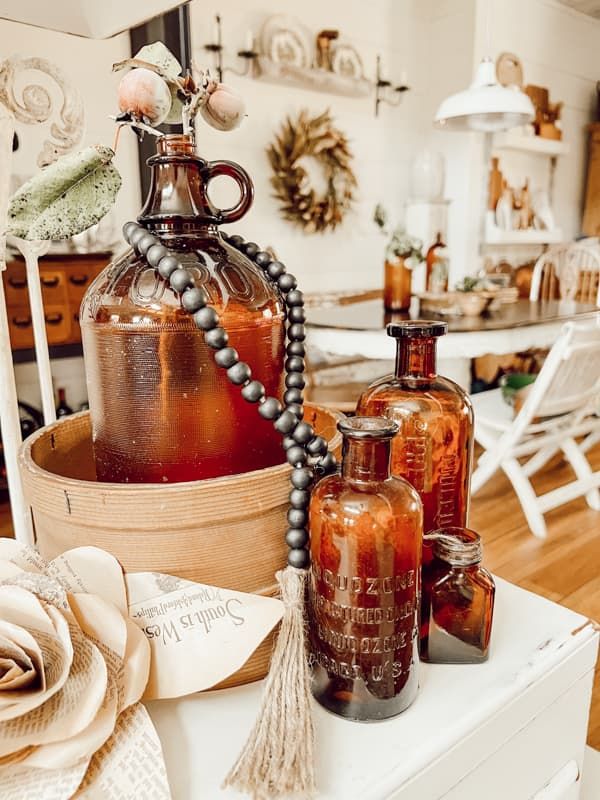 DIY Fall Centerpiece Ideas that go beyond pumpkins! Get creative, budget-friendly centerpiece inspiration to refresh your fall table this season.