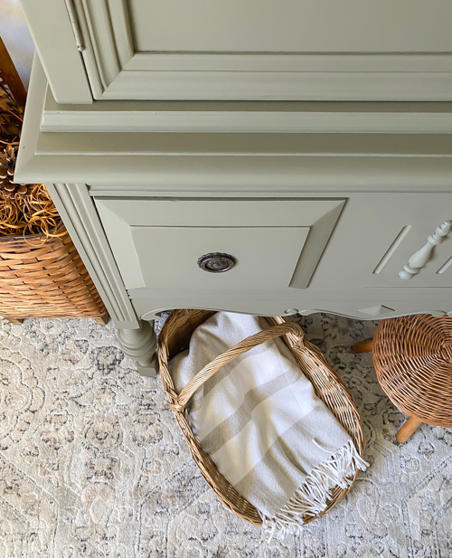 See this Olive Green Hutch Makeover with Dixie Belle Silk Paint. A yard sale find gets a stunning, budget-friendly DIY furniture transformation.