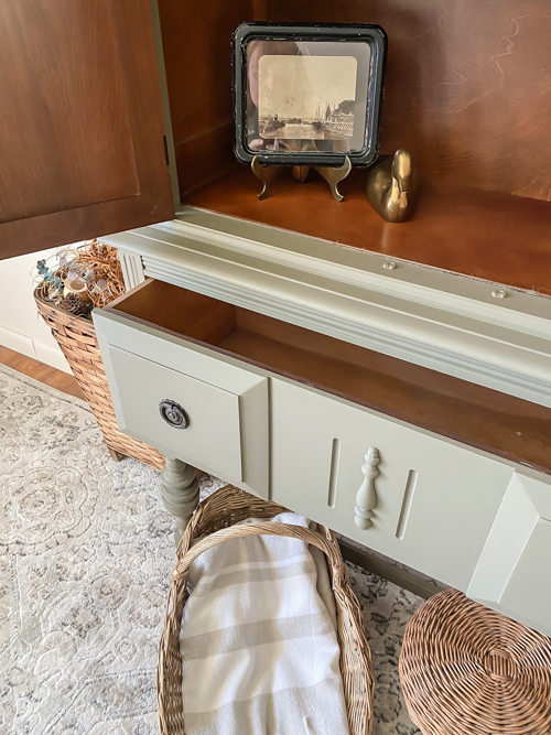 See this Olive Green Hutch Makeover with Dixie Belle Silk Paint. A yard sale find gets a stunning, budget-friendly DIY furniture transformation.