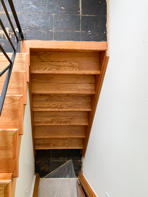 Discover Split Level Entry Flooring Ideas that brighten your home instantly, plus more tips like adding a windowed front door or sidelights for extra light.