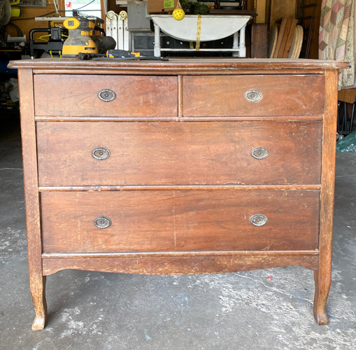 Give a dated piece new life with this Textured Furniture Makeover! Learn how to modernize a vintage dresser using a simple raised stencil technique.