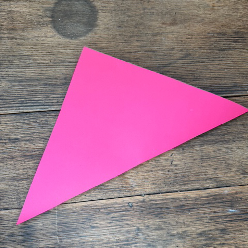 Learn how easy it is to make DIY paper bows with hot glue, paper, and scissors. Make them for birthdays, gifts, Valentine's Day decor, or turn them into garlands.