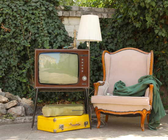 Learn the best furniture to flip on Facebook Marketplace with these expert tips for finding quality pieces, negotiating, and spotting hidden gems.