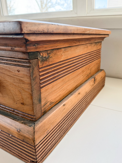 Learn the Black Paint Antique Technique to create an antique glaze look on real wood using watered-down paint. Easy, affordable, and beginner-friendly.