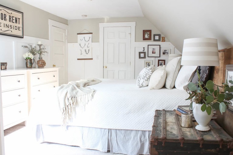 Looking for cozy neutral bedroom ideas? Explore beautiful, simple bedroom inspiration that will help you create a calm, warm, and inviting space.