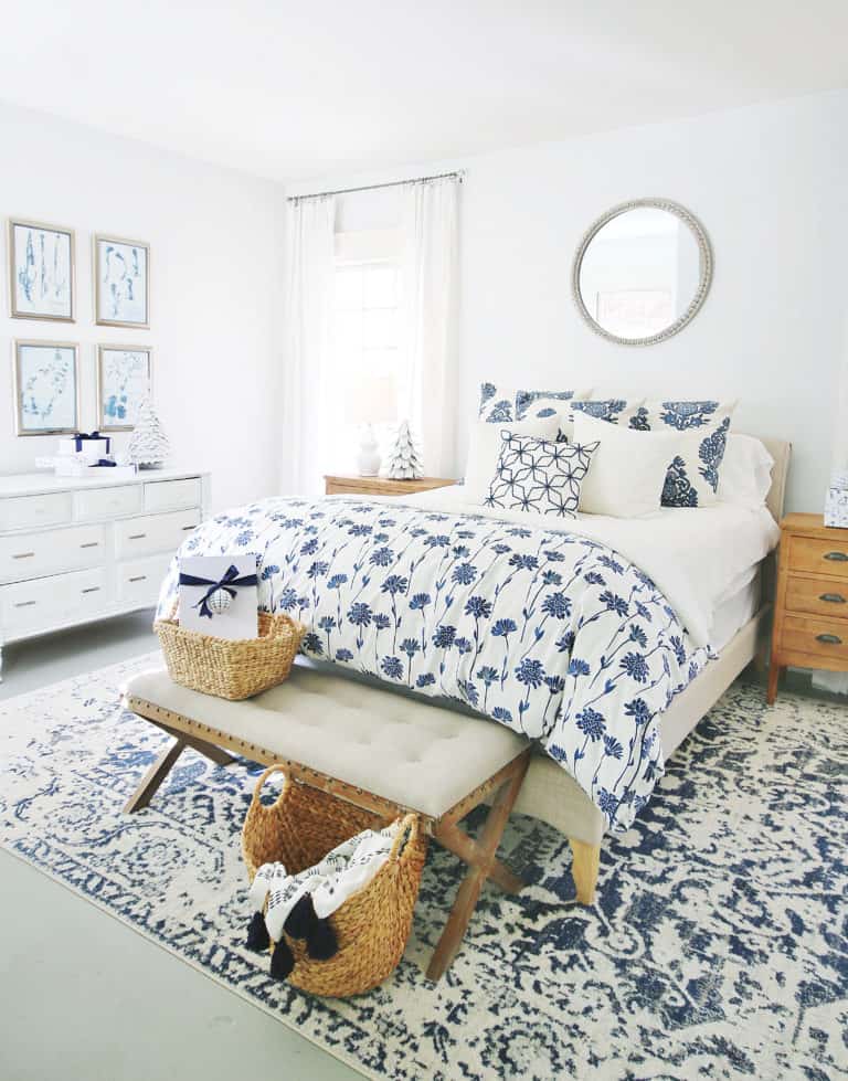 Looking for cozy neutral bedroom ideas? Explore beautiful, simple bedroom inspiration that will help you create a calm, warm, and inviting space.