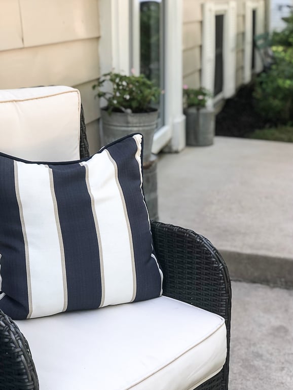 Front yard landscaping ideas to boost curb appeal on any budget. Discover simple, creative ways to transform your front yard with plants, DIY projects, and easy design tips.