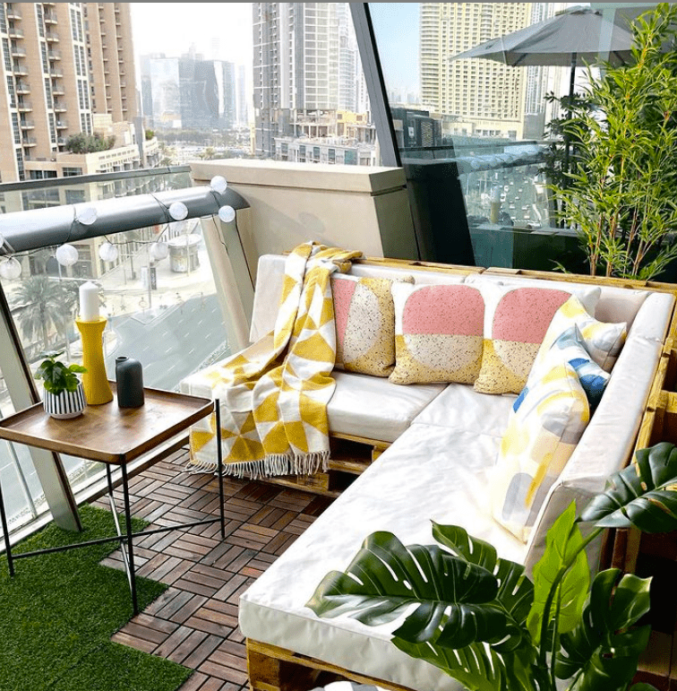 Looking for outdoor pallet projects? Discover creative, budget-friendly pallet ideas for patios, porches, and backyards with direct links to step-by-step tutorials.
