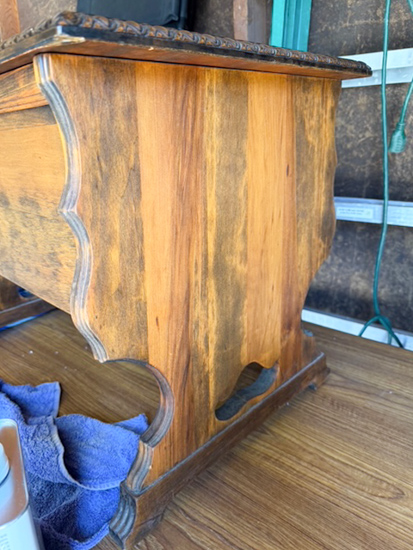 Give an old piece new life with this Antique Storage Chest Makeover. Learn how to transform a chest into a beautiful piece with simple DIY tips and process.