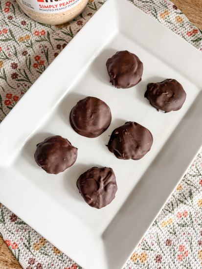 Make this Healthier Peanut Butter Cup Recipe for an easy, lower-sugar treat with creamy filling and chocolate layers perfect for sweet cravings.