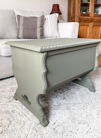 Small furniture makeovers are perfect for beginners, budget-friendly DIY projects, and easy furniture flips that can make a big impact.
