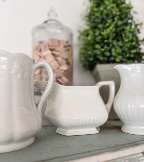 How to Identify Real Ironstone with this easy guide. Learn about maker's marks, stamps, crazing, and what to look for while thrifting.